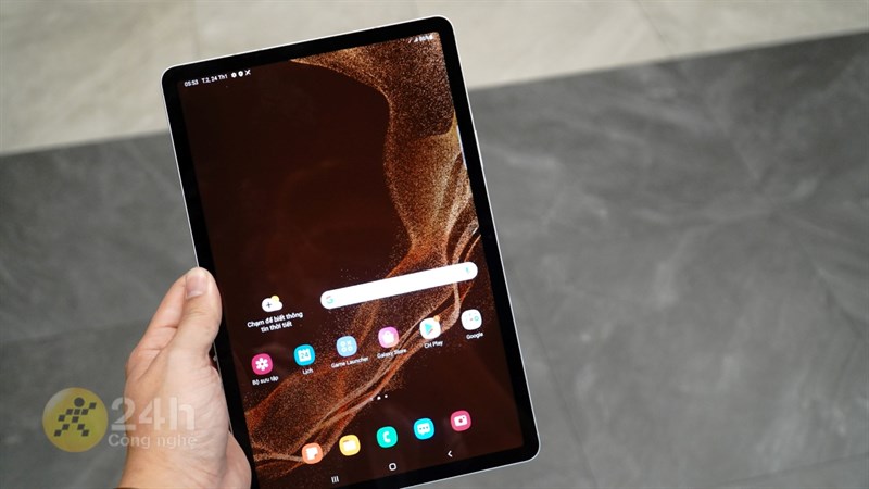 Galaxy Tab S8 được trang bị tấm nền LTPS, tần số quét 120 Hz Galaxy Tab S8 được trang bị tấm nền LTPS, tần số quét 120 Hz