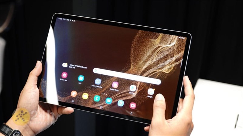 Galaxy Tab S8 có khả năng đa nhiệm, chơi game tốt Galaxy Tab S8 có khả năng đa nhiệm, chơi game tốt