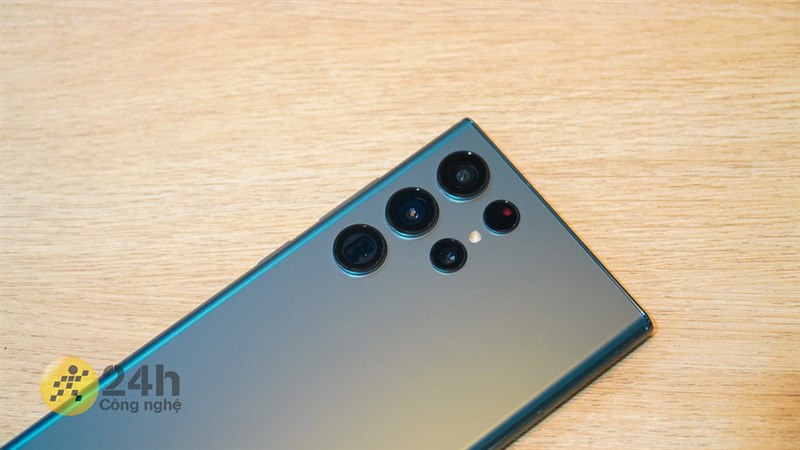 Galaxy S22 Ultra có cụm camera thông số khủng Galaxy S22 Ultra có cụm camera thông số khủng