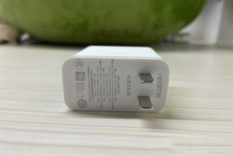 Bộ sạc 200W của Realme xuất hiện trước thời điểm công bố