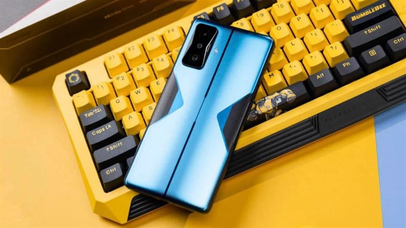 POCO F4 GT lộ cấu hình không ngán một ai: Chip Snapdragon 8 Gen 1, camera của Sony cùng các thông số ấn tượng khác