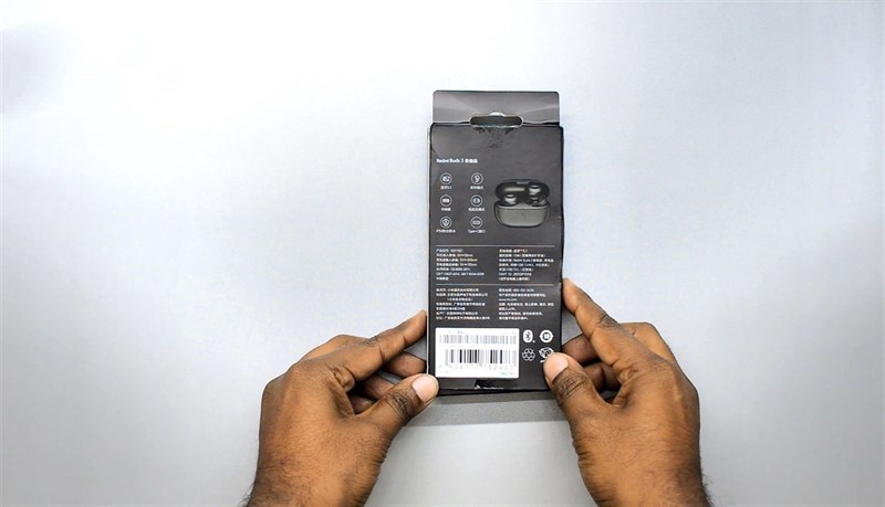 Trên tay Xiaomi Redmi Buds 3 Lite: Thiết kế nhỏ gọn, pin khá, giá rẻ Trên tay Xiaomi Redmi Buds 3 Lite: Thiết kế nhỏ gọn, pin khá, giá rẻ