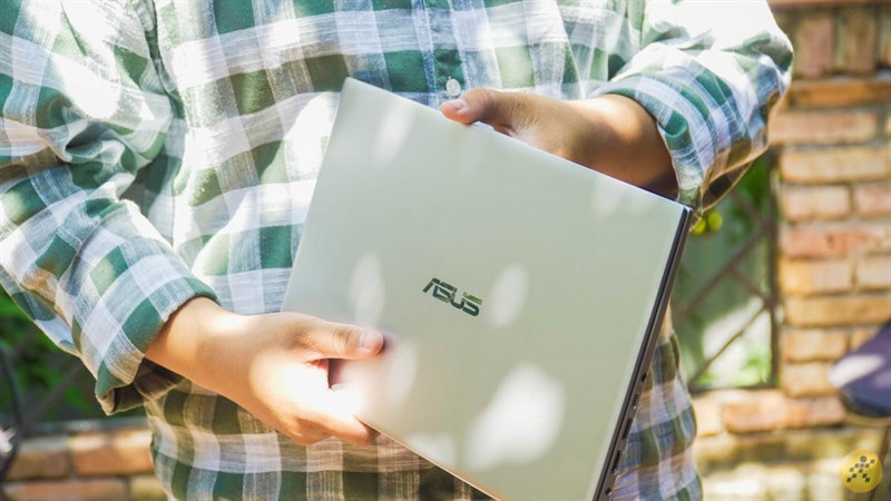 Nhẹ nhàng, thoải mái chỉ có thể ASUS VivoBook