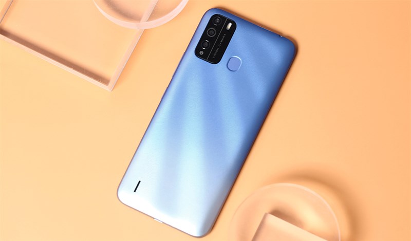 Ngày đẹp tháng 3: 2 smartphone giá rẻ dưới 2.5 triệu ưu đãi đáng sắm Ngày đẹp tháng 3: 2 smartphone giá rẻ dưới 2.5 triệu ưu đãi đáng sắm