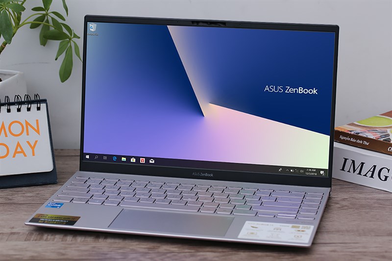 Hiệu năng mà ASUS ZenBook 14 UX425EA thể hiện trong quá trình sử dụng là đã khá tốt và đáp ứng được kỳ vọng của mình rồi.