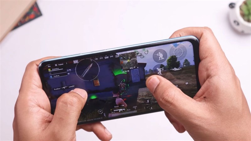 Chơi game PUBG Mobile trên Galaxy F23 5G Chơi game PUBG Mobile trên Galaxy F23 5G