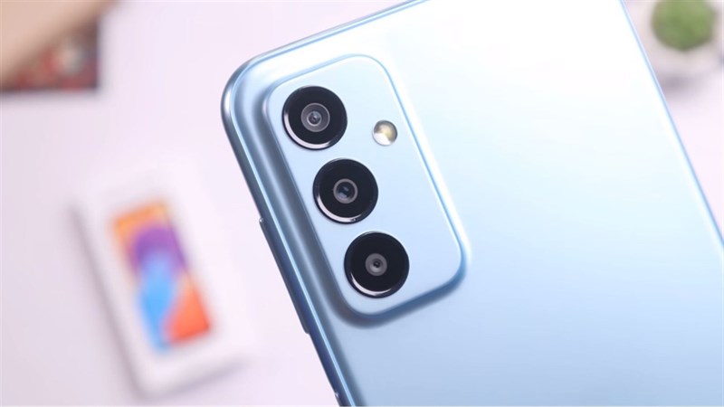 Galaxy F23 5G thiết kế Galaxy F23 5G thiết kế