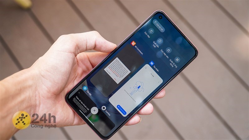 Xiaomi Mi 11 Lite có cấu hình khá mạnh mẽ trong phân khúc Xiaomi Mi 11 Lite có cấu hình khá mạnh mẽ trong phân khúc