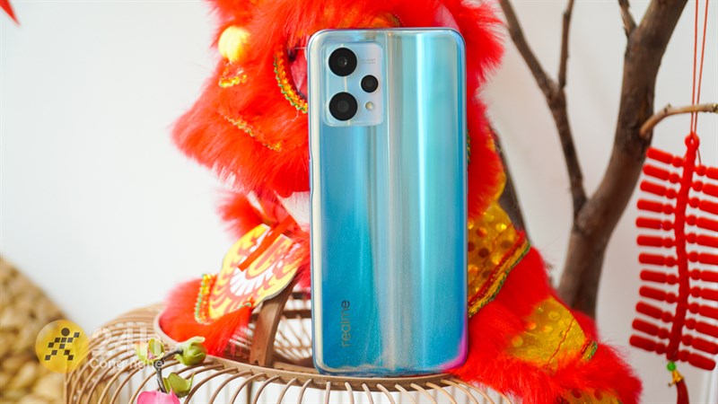 Realme 9 Pro 5G đáng mua vì có hiệu năng tốt và viên pin cho thời lượng sử dụng lâu dài Realme 9 Pro 5G đáng mua vì có hiệu năng tốt và viên pin cho thời lượng sử dụng lâu dài