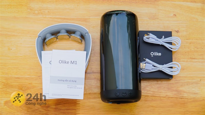 Bộ quà tặng đặt gạch OPPO Reno7 Series cùng phụ kiện có trong hộp Bộ quà tặng đặt gạch OPPO Reno7 Series cùng phụ kiện có trong hộp