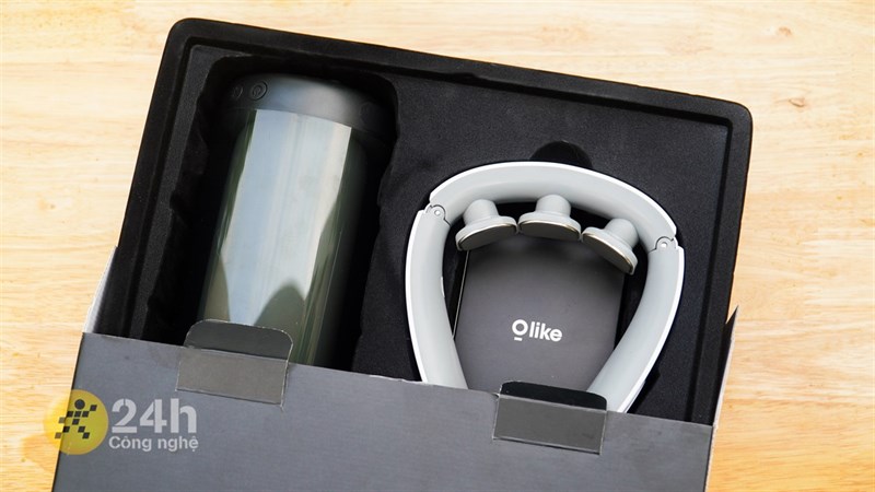 Trên tay bộ quà tặng đặt gạch OPPO Reno7 Series Trên tay bộ quà tặng đặt gạch OPPO Reno7 Series