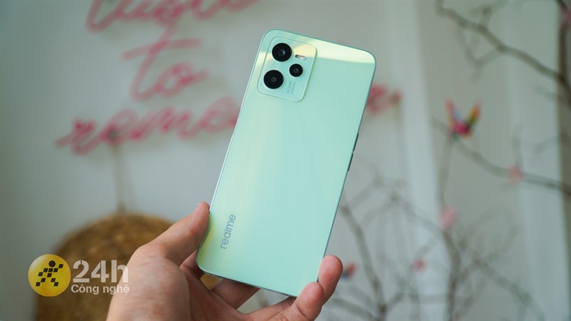 Realme C35