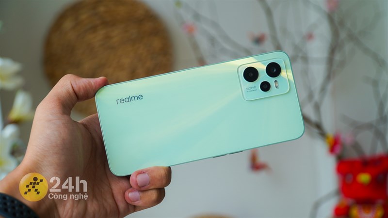 Realme C35