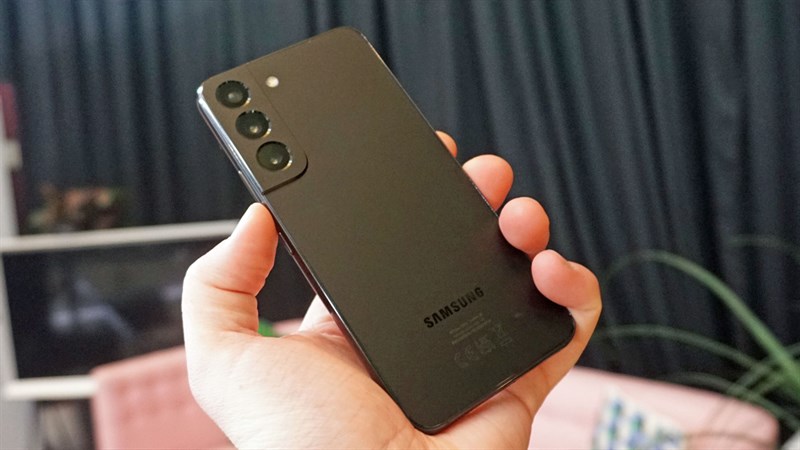 Thử nghiệm thả rơi Galaxy S22 Thử nghiệm thả rơi Galaxy S22