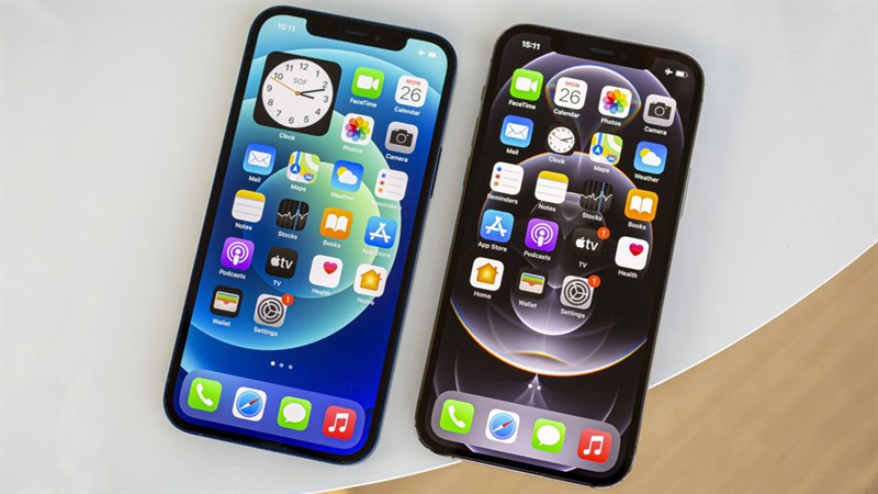 Apple bắt đầu bán iPhone 12 và 12 Pro tân trang