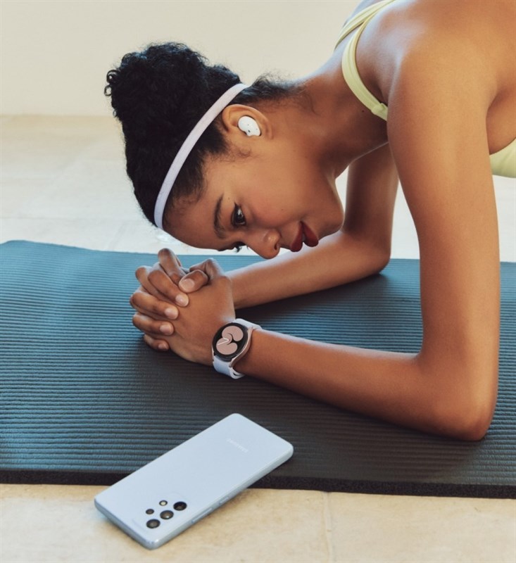 Chiêm ngưỡng vẻ đẹp của Galaxy Buds Live màu trắng tinh khôi, quà tặng khi đặt trước Galaxy A53 5G Chiêm ngưỡng vẻ đẹp của Galaxy Buds Live màu trắng tinh khôi, quà tặng khi đặt trước Galaxy A53 5G