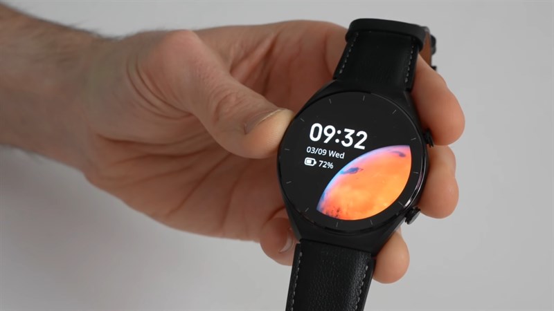 Màn hình AMOLED sắc nét của Xiaomi Watch S1