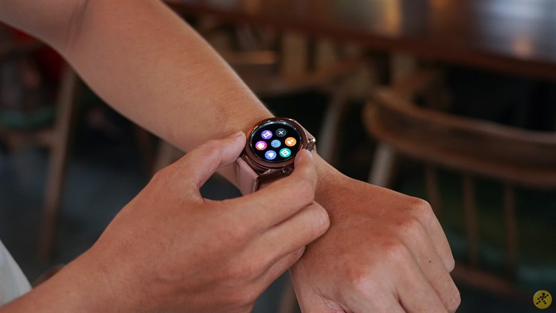 Đồng hồ thông minh Samsung Galaxy Watch 3 41mm thép vàng dây da Đồng hồ thông minh Samsung Galaxy Watch 3 41mm thép vàng dây da