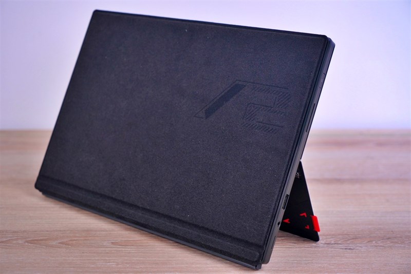 Bên trong thân hình nhỏ gọn của ROG Flow Z13 là sức mạnh khủng một chiếc laptop gaming