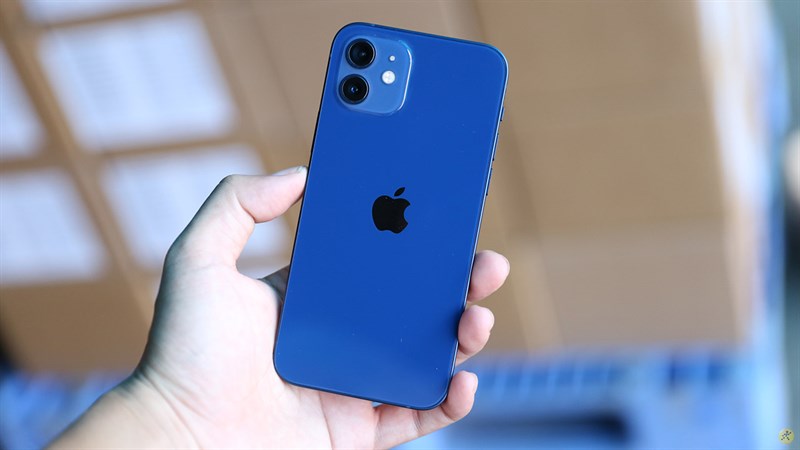 iPhone 12 tiêu chuẩn cân bằng được mọi yêu cầu của một chiếc smartphone iPhone 12 tiêu chuẩn cân bằng được mọi yêu cầu của một chiếc smartphone