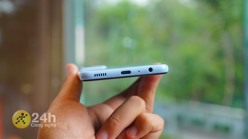 Trên tay Galaxy A23: Giá 5 triệu, chip Snapdragon 680, pin lớn Trên tay Galaxy A23: Giá 5 triệu, chip Snapdragon 680, pin lớn