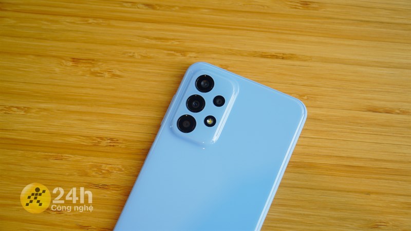 Trên tay Galaxy A23: Giá 5 triệu, chip Snapdragon 680, pin lớn Trên tay Galaxy A23: Giá 5 triệu, chip Snapdragon 680, pin lớn