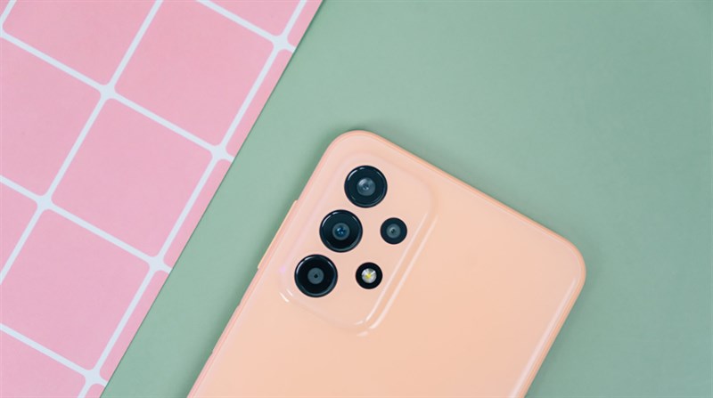 Galaxy A23 có mấy màu, nghe nói có màu Cam đào cực cool, xem ngay! Galaxy A23 có mấy màu, nghe nói có màu Cam đào cực cool, xem ngay!