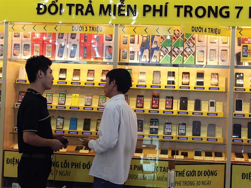 Doanh số bán hàng của điện thoại cao cấp đạt mức kỷ lục chưa từng có Doanh số bán hàng của điện thoại cao cấp đạt mức kỷ lục chưa từng có