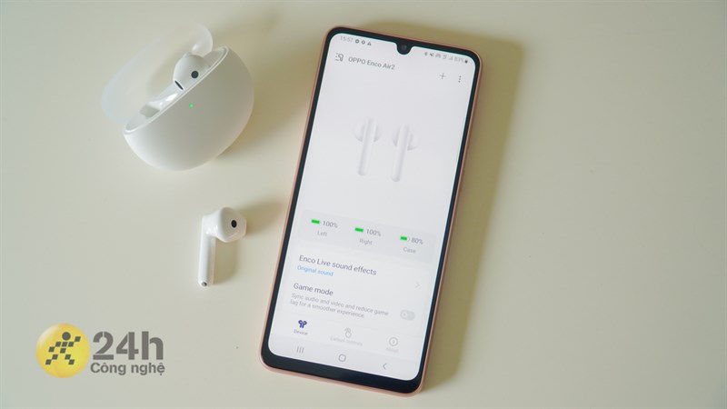 Kết hợp với hộp sạc, OPPO Enco Air 2 mang đến một thời lượng sử dụng bất ngờ
