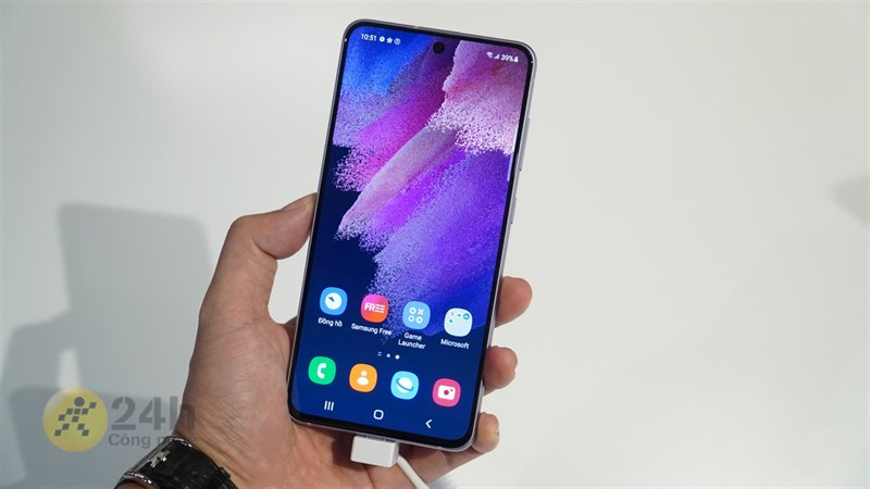 Mình tin hiệu năng của Galaxy S22 FE chắc chắn sẽ đáp ứng được nhiều nhu cầu sử dụng khác nhau của người dùng (ảnh minh họa: Galaxy S21 FE). Mình tin hiệu năng của Galaxy S22 FE chắc chắn sẽ đáp ứng được nhiều nhu cầu sử dụng khác nhau của người dùng (ảnh minh họa: Galaxy S21 FE).