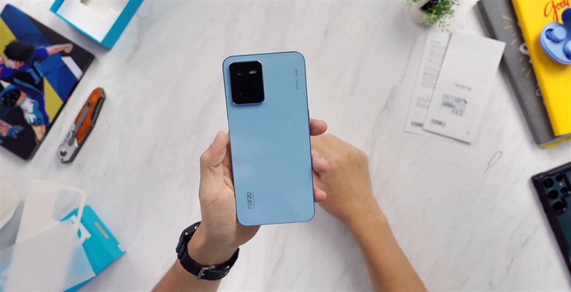 Trên tay Realme Narzo 50A Prime: Giá 3.59* triệu, màn hình 180 Hz Trên tay Realme Narzo 50A Prime: Giá 3.59* triệu, màn hình 180 Hz