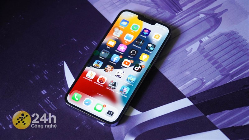 Màn hình ProMotion 120 Hz trên iPhone 13 Pro Max vẫn là một điều gì đó khác biệt hoàn toàn.