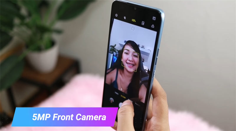 Camera selfie ở mặt trước của Tecno POP 5 LTE có độ phân giải là 5 MP. Nguồn: Liz Tech.