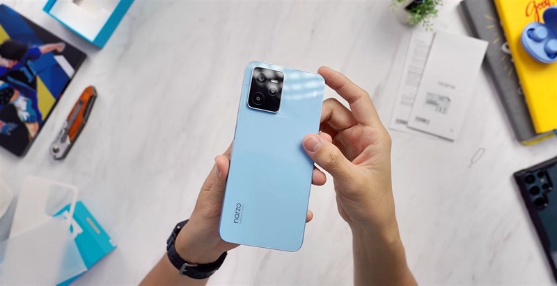 Realme Narzo 70A Prime có gì mới: Chip Helio G95, pin 6.000 mAh