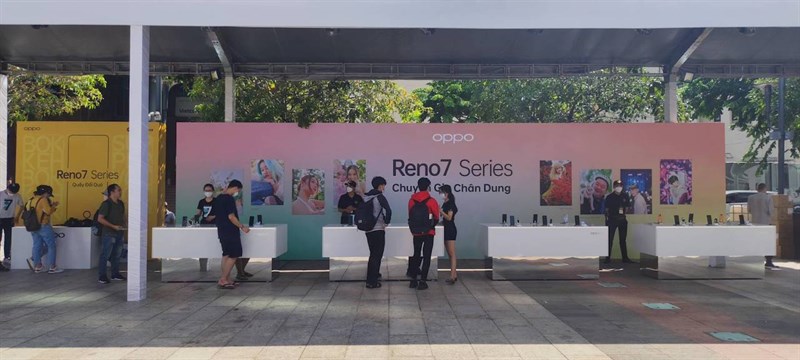 Gian hàng trải nghiệm Reno7 Series Gian hàng trải nghiệm Reno7 Series