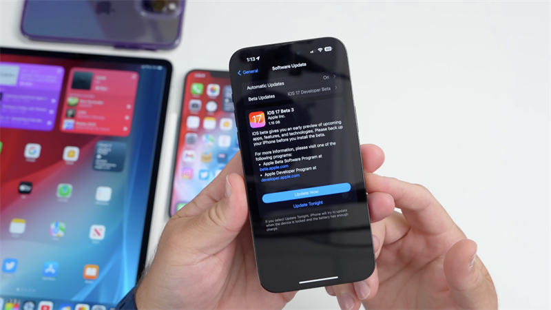 Dung lượng bản cập nhật iOS 17 Beta 3 là 1.15 GB (con số có thể thay đổi tùy vào từng mẫu iPhone). Nguồn: zollotech.