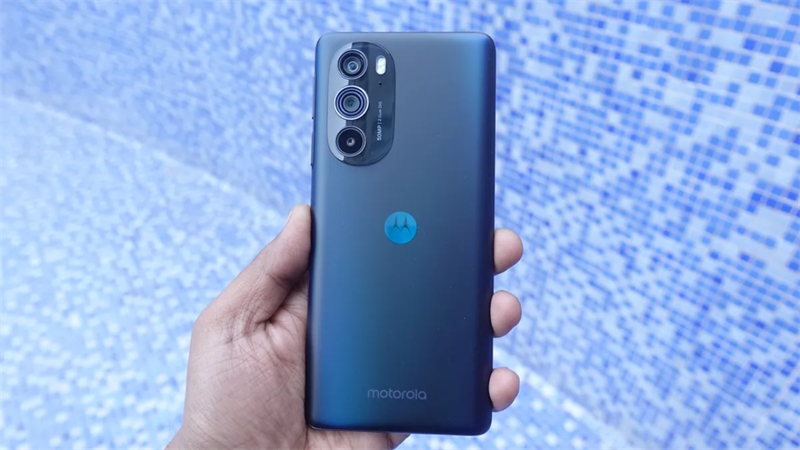 Moto Edge 30 chính thức ra mắt: Cấu hình khủng, giá bằng nửa bản Pro Moto Edge 30 chính thức ra mắt: Cấu hình khủng, giá bằng nửa bản Pro