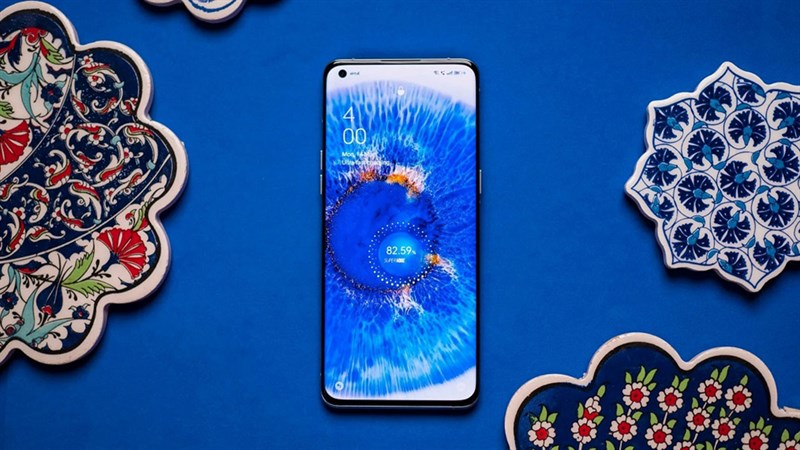 OPPO Find X5 Pro 5G mang trong mình con chip Snapdragon 8 Gen 1 mạnh mẽ OPPO Find X5 Pro 5G mang trong mình con chip Snapdragon 8 Gen 1 mạnh mẽ