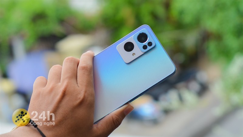 OPPO Reno7 Pro 5G cực kỳ đáng mua trong phân khúc cận cao cấp