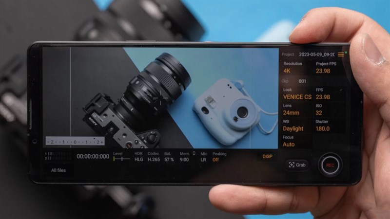 Cảm biến 52 MP của Xperia 1 V sử dụng tỷ lệ khung hình 4.3:3, trái ngược với tỷ lệ 4:3 thông thường. Nguồn: Android Authority.