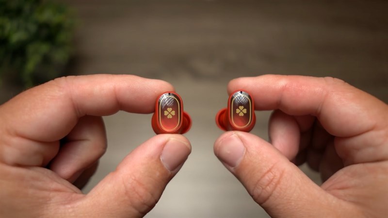 POCO Buds Pro Genshin Impact Edition hỗ trợ tính năng chống ồn thông minh được điều phối bởi các thuật toán AI POCO Buds Pro Genshin Impact Edition hỗ trợ tính năng chống ồn thông minh được điều phối bởi các thuật toán AI