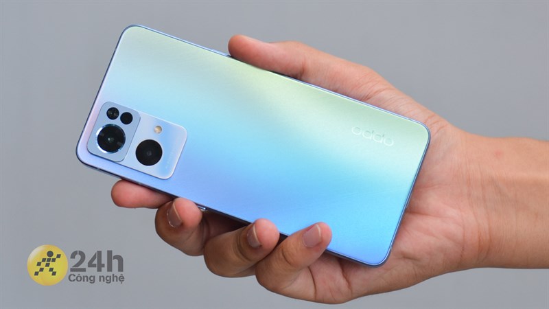 Mặt lưng OPPO Glow huyền ảo đến ngất ngay