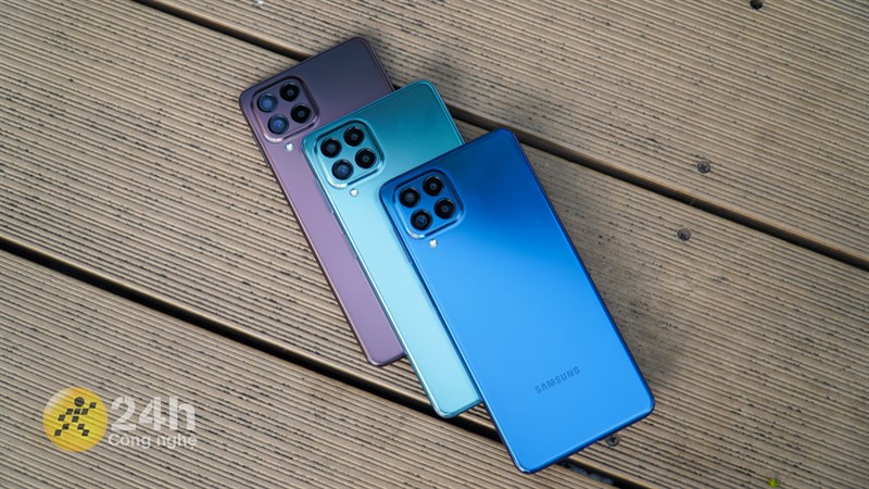 Thiết kế của Galaxy M53 5G có phần thanh lịch, phù hợp với người dùng ở nhiều độ tuổi Thiết kế của Galaxy M53 5G có phần thanh lịch, phù hợp với người dùng ở nhiều độ tuổi