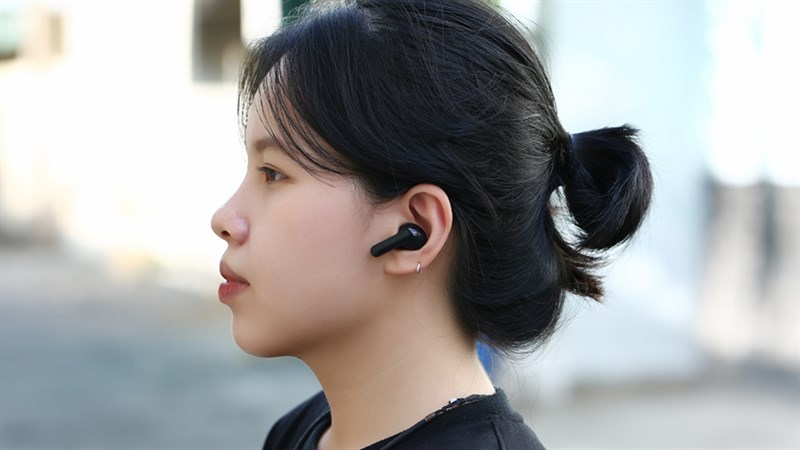 Công nghệ chống ồn của chiếc tai nghe sẽ giúp bạn thoải mái tận hưởng những bài nhạc hay mà không bị lẫn tạp âm. Công nghệ chống ồn của chiếc tai nghe sẽ giúp bạn thoải mái tận hưởng những bài nhạc hay mà không bị lẫn tạp âm.