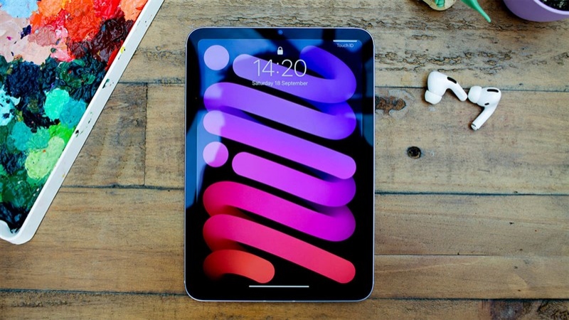 iPad mini 6 có kích thước khá nhỏ gọn. iPad mini 6 có kích thước khá nhỏ gọn.