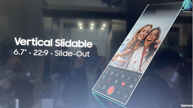 Hình ảnh rò rỉ smartphone màn hình trượt Samsung Hình ảnh rò rỉ smartphone màn hình trượt Samsung