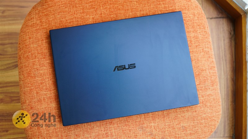 Khả năng tản nhiệt của ASUS ExpertBook P2451F cũng ấn tượng không kém khi máy hoạt động rất mát mẻ trong suốt quá trình mình sử dụng. Khả năng tản nhiệt của ASUS ExpertBook P2451F cũng ấn tượng không kém khi máy hoạt động rất mát mẻ trong suốt quá trình mình sử dụng.