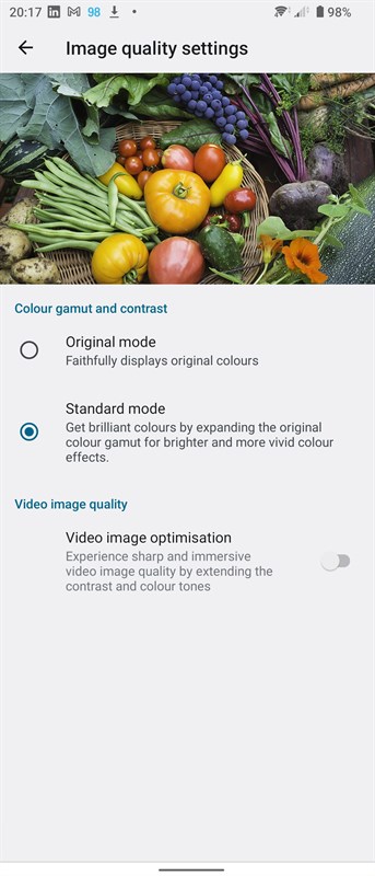 Xperia 10 IV có 2 chế độ màu sắc là Original (màu nguyên bản) và Standard (màu tiêu chuẩn) Xperia 10 IV có 2 chế độ màu sắc là Original (màu nguyên bản) và Standard (màu tiêu chuẩn)