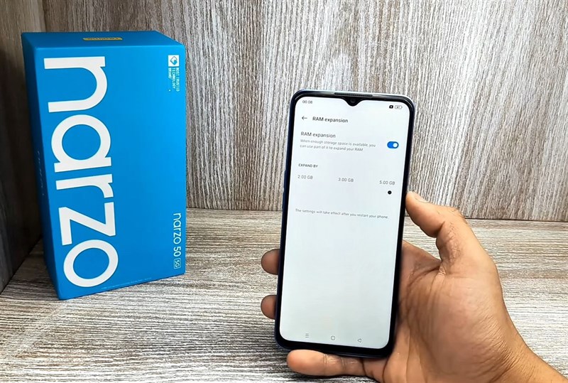 Trên tay Realme Narzo 50 5G: Thiết kế đổi mới cùng hiệu năng ấn tượng