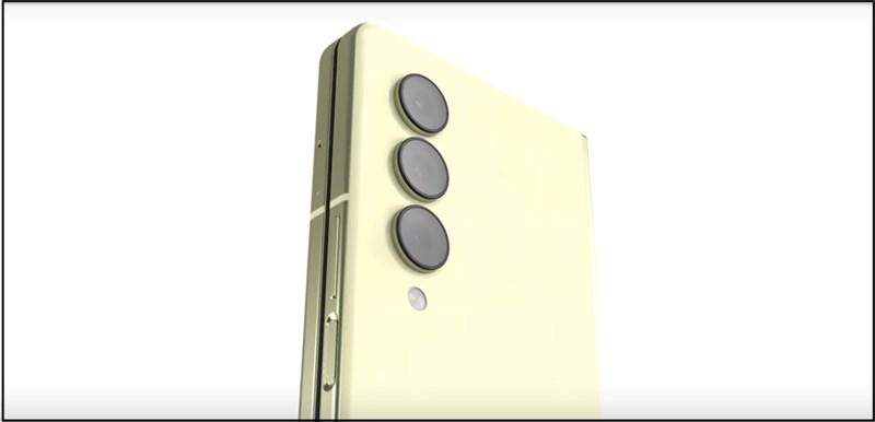 Phần camera sau của Galaxy Z Fold4 sẽ được thiết kế giống với Galaxy S22 Ultra 5G. Nguồn: YouTube Technizo Concept. Phần camera sau của Galaxy Z Fold4 sẽ được thiết kế giống với Galaxy S22 Ultra 5G. Nguồn: YouTube Technizo Concept.